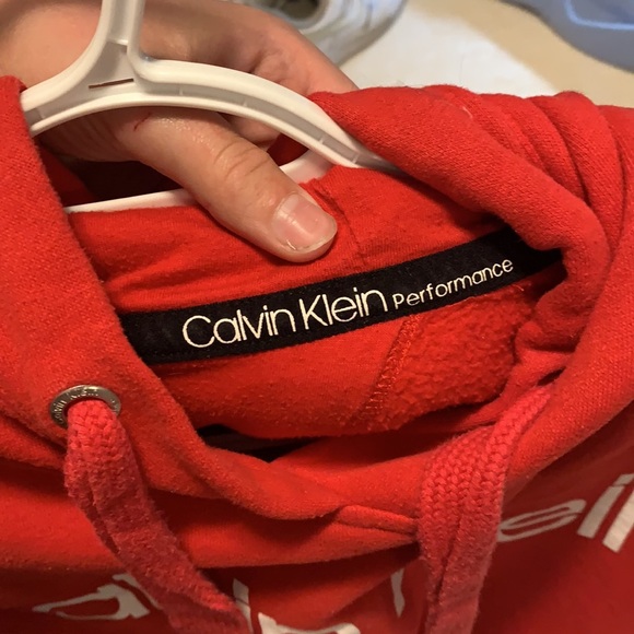 Red Calvin performance sweater size medium - Picture 5 of 5